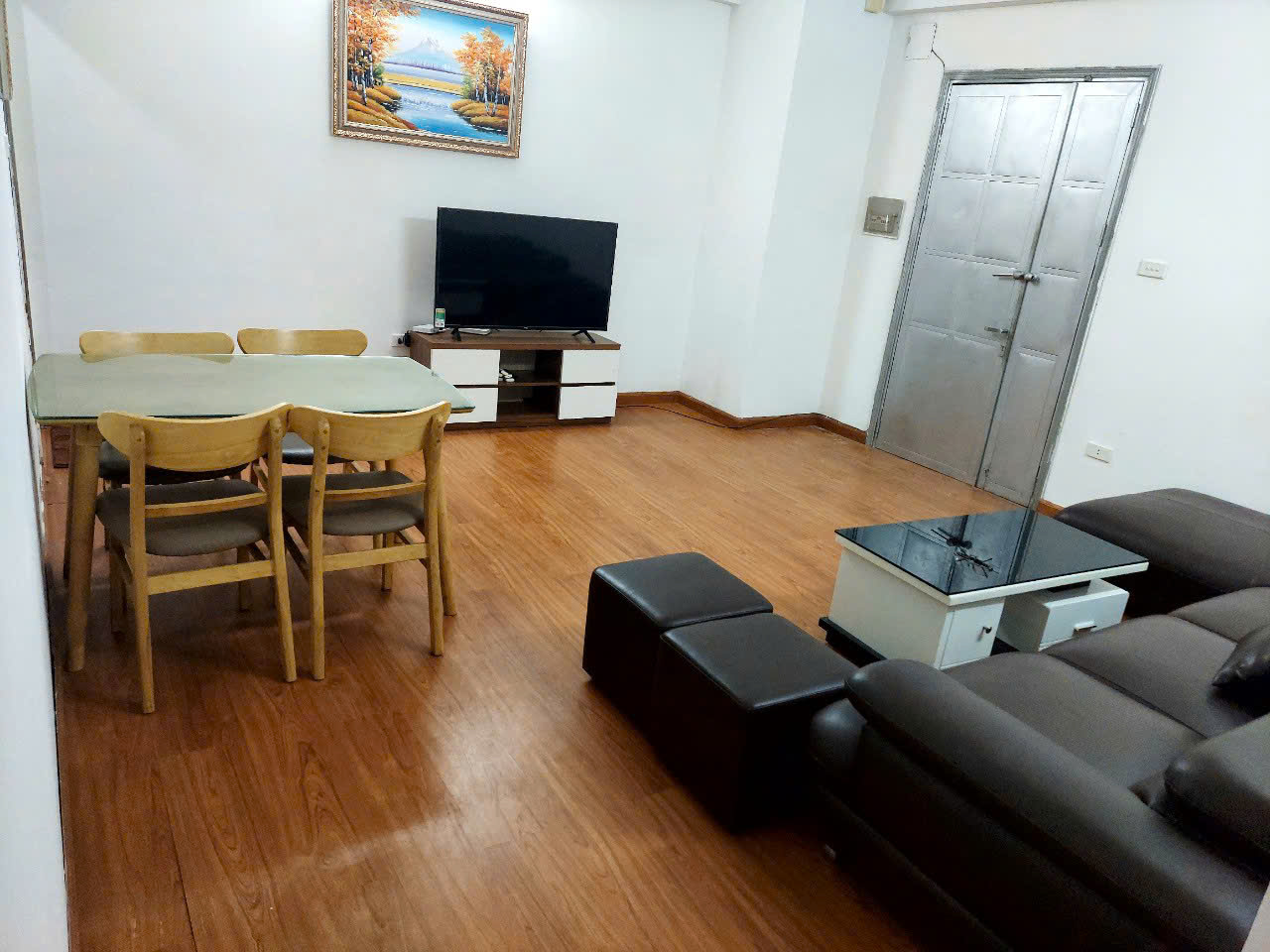 Cho thuê căn hộ chung cư 137 Nguyễn Ngọc Vũ, Cầu Giấy 80m2 full đồ giá 13 triệu/tháng