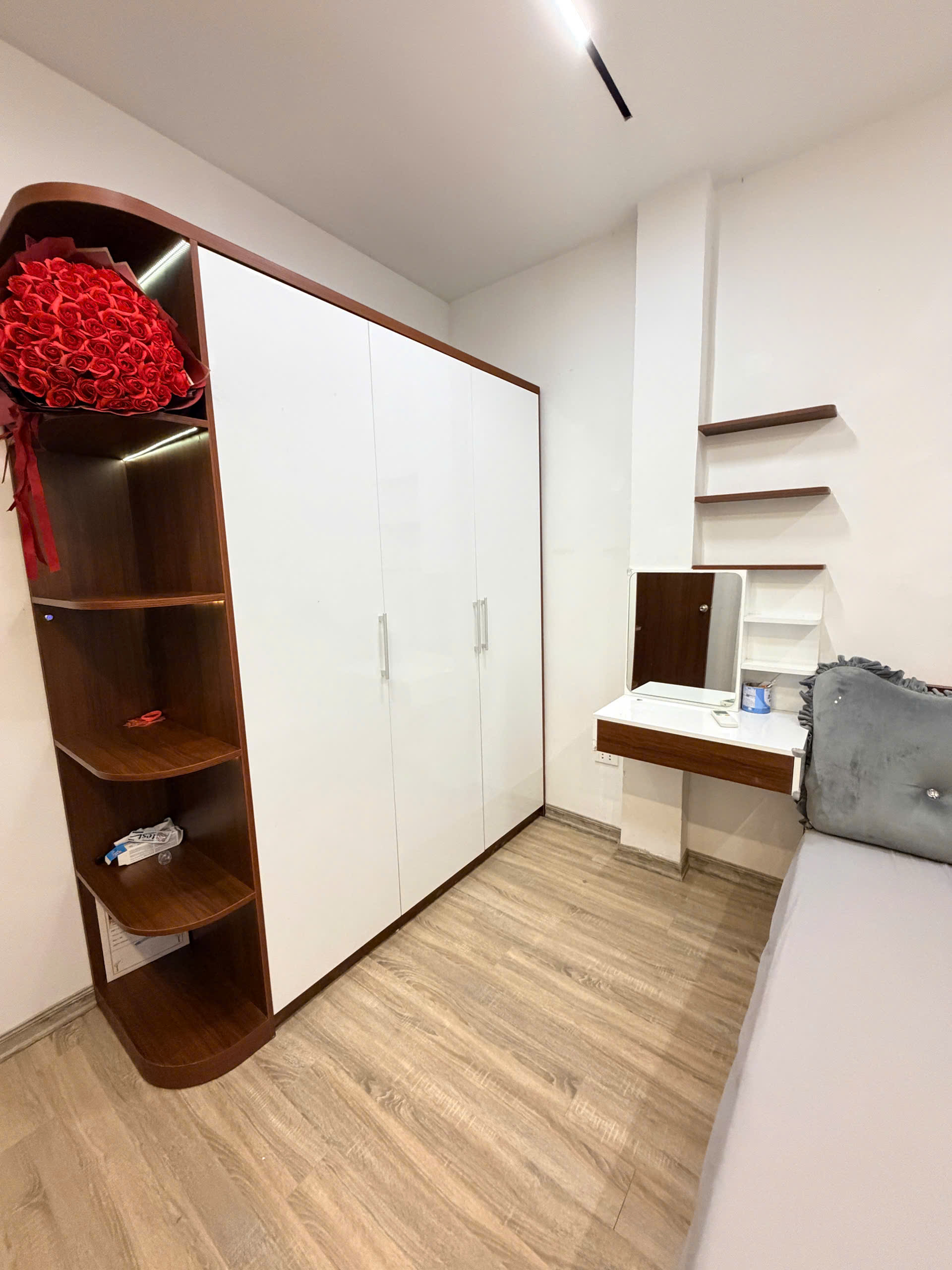 Nhà đẹp, full đồ Văn Hương, Tôn Đức Thắng - Đống Đa 26m2 x 4 tầng giá 10 triệu/tháng