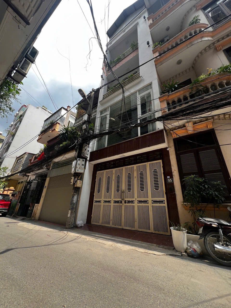 Bán nhà mặt ngõ ô tô đường Trường Chinh, 68m2 - 6 tầng - thang máy