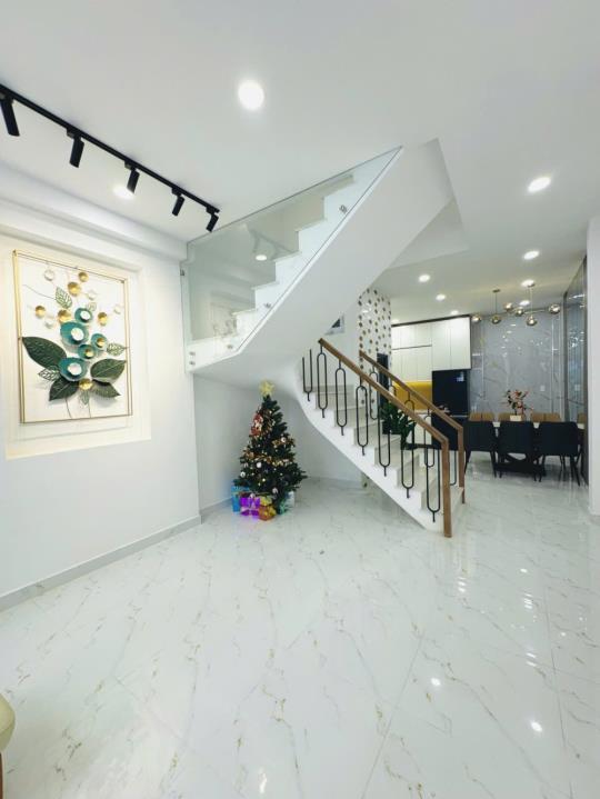 Cần tiền bán gấp nhà Lý Phục Man, Bình Thuận, Quận 7, giá 5 tỷ 8, diện tích 56m2