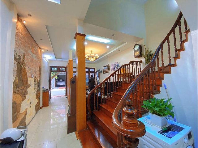 Bán nhà Trần Quang Diệu - Đống Đa, 2 thoáng trước sau, dẫn ây, vỉa hè 2 bên, ngõ thông, ô tô tránh, kinh doanh