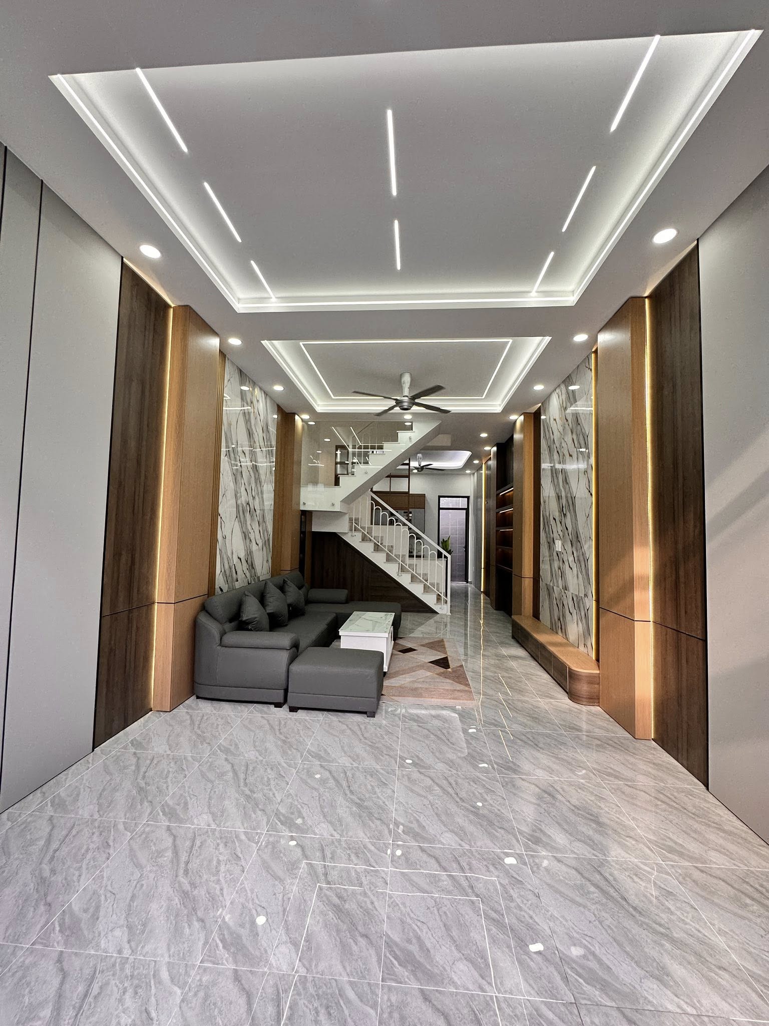 Bán nhà riêng đẹp tại Tôn Đản, Quận 4, diện tích 56m2, nhiều tiện ích