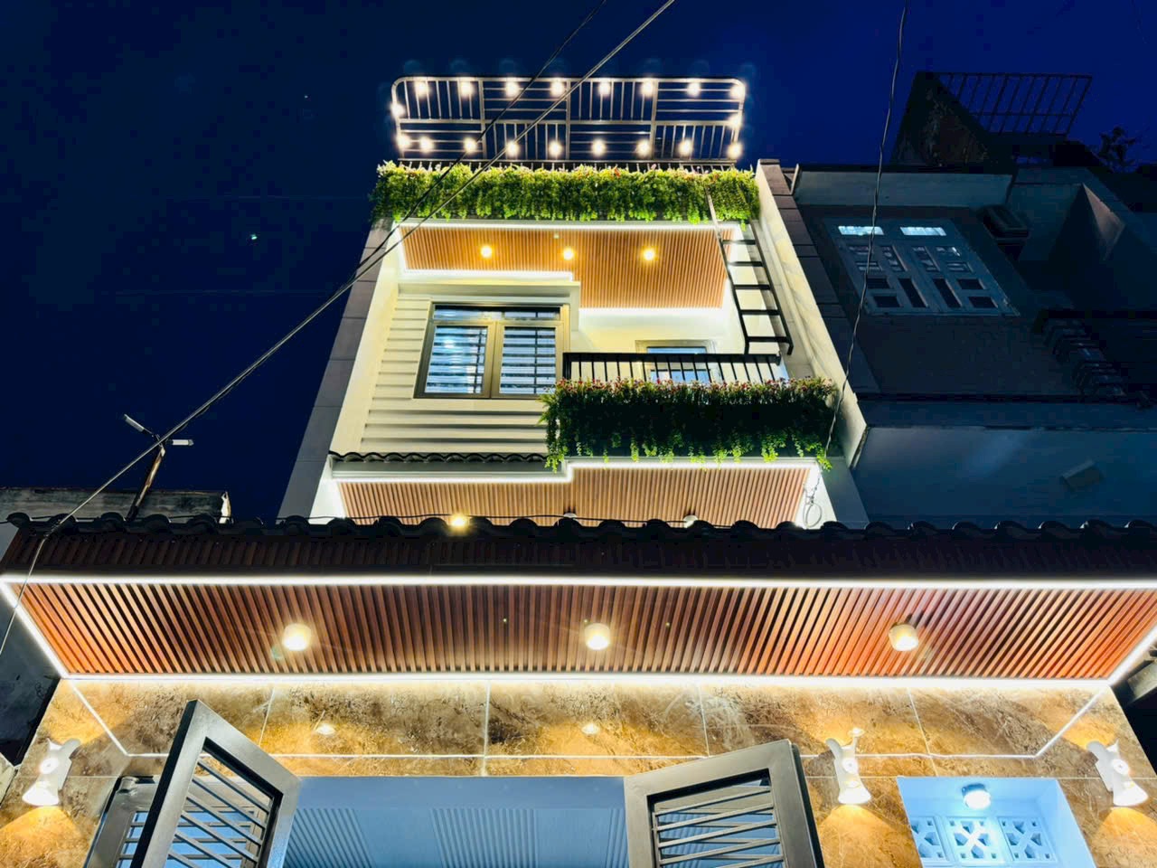 Kẹt tiền bán gấp nhà Nguyễn Trãi, phường 2, quận 5, giá 6 tỷ 5, diện tích 40m2