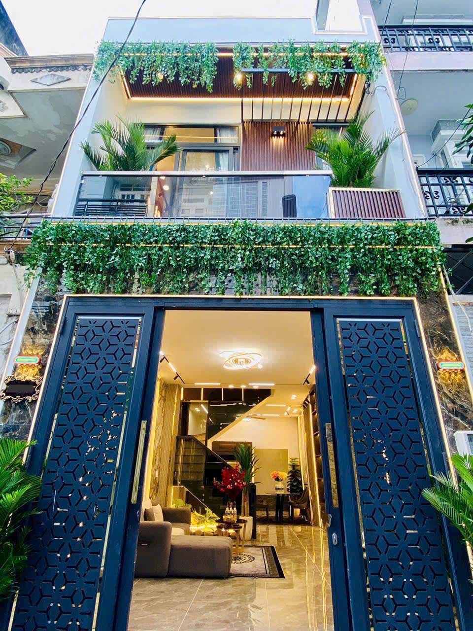 Bán nhà riêng tại Phạm Viết Chánh, diện tích 48m2, Bình Thạnh, nhiều tiện ích, giá 2,9 tỷ