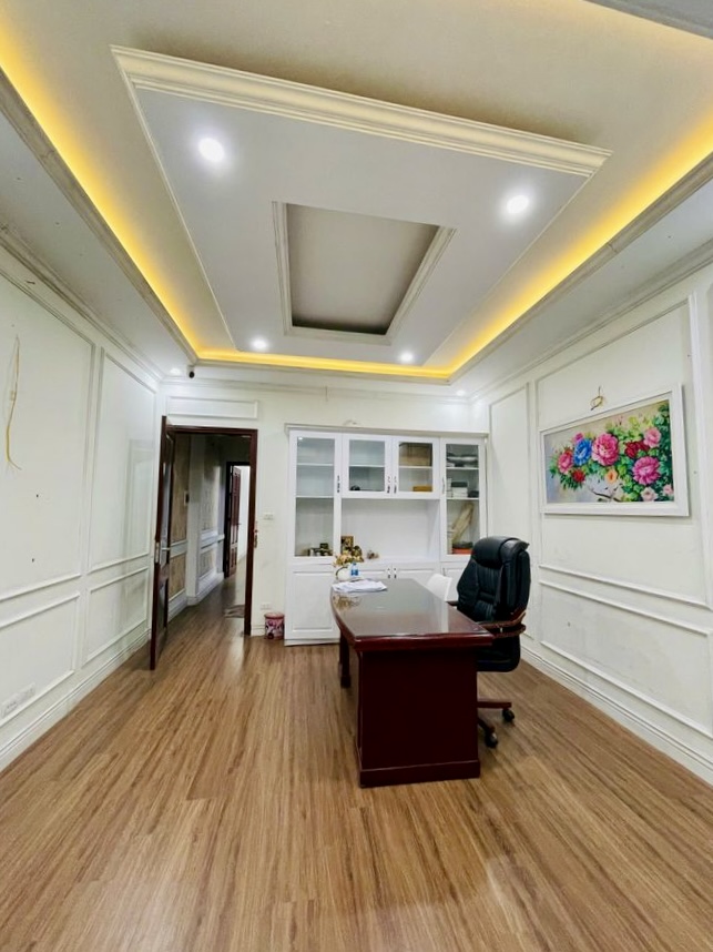 Bán nhà Định Công Thượng - Hoàng Mai, 51m2 - 5 tầng - 8 ngủ - Ô tô vào nhà - 14 tỷ