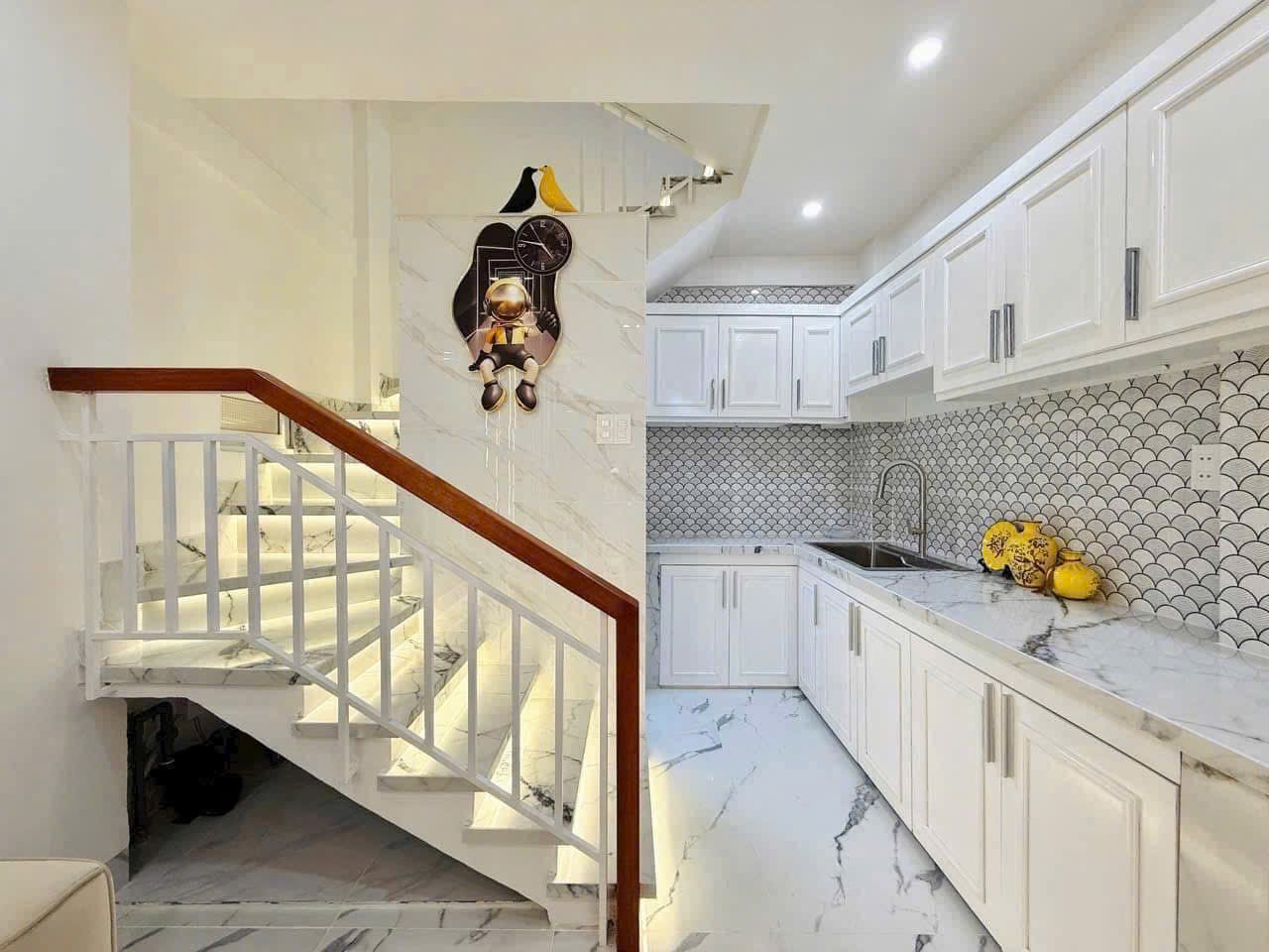 Bán nhà riêng tại Hồ Biểu Chánh, 48m2, giá cực chất, giá 3,8 tỷ