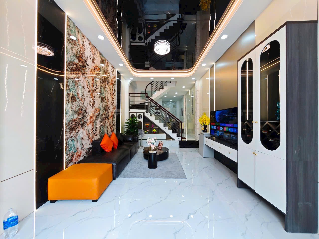 Bán gấp nhà riêng Huỳnh Văn Bánh, phường 13, Phú Nhuận diện tích 40m2