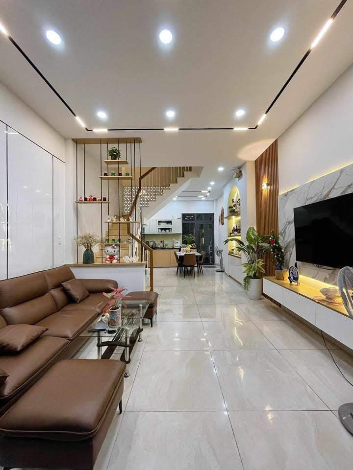 Mặt đường Nguyễn Văn Khối, 68m2, 3 tầng, full nội thất chỉ 10 tỷ