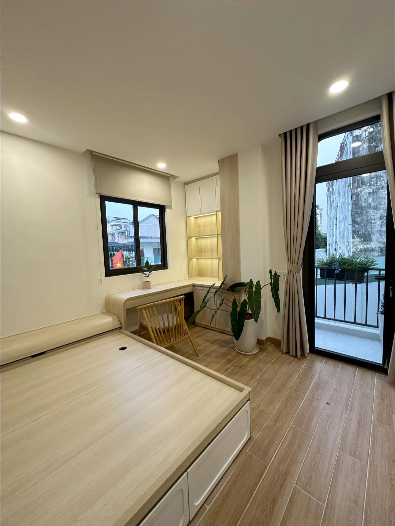 Khẳng định nhà đẹp nhất Tăng Nhơn Phú A, giá 8.5 tỷ đường 494 - 4 lầu -5 phòng ngủ, ngay Lê Văn Việt