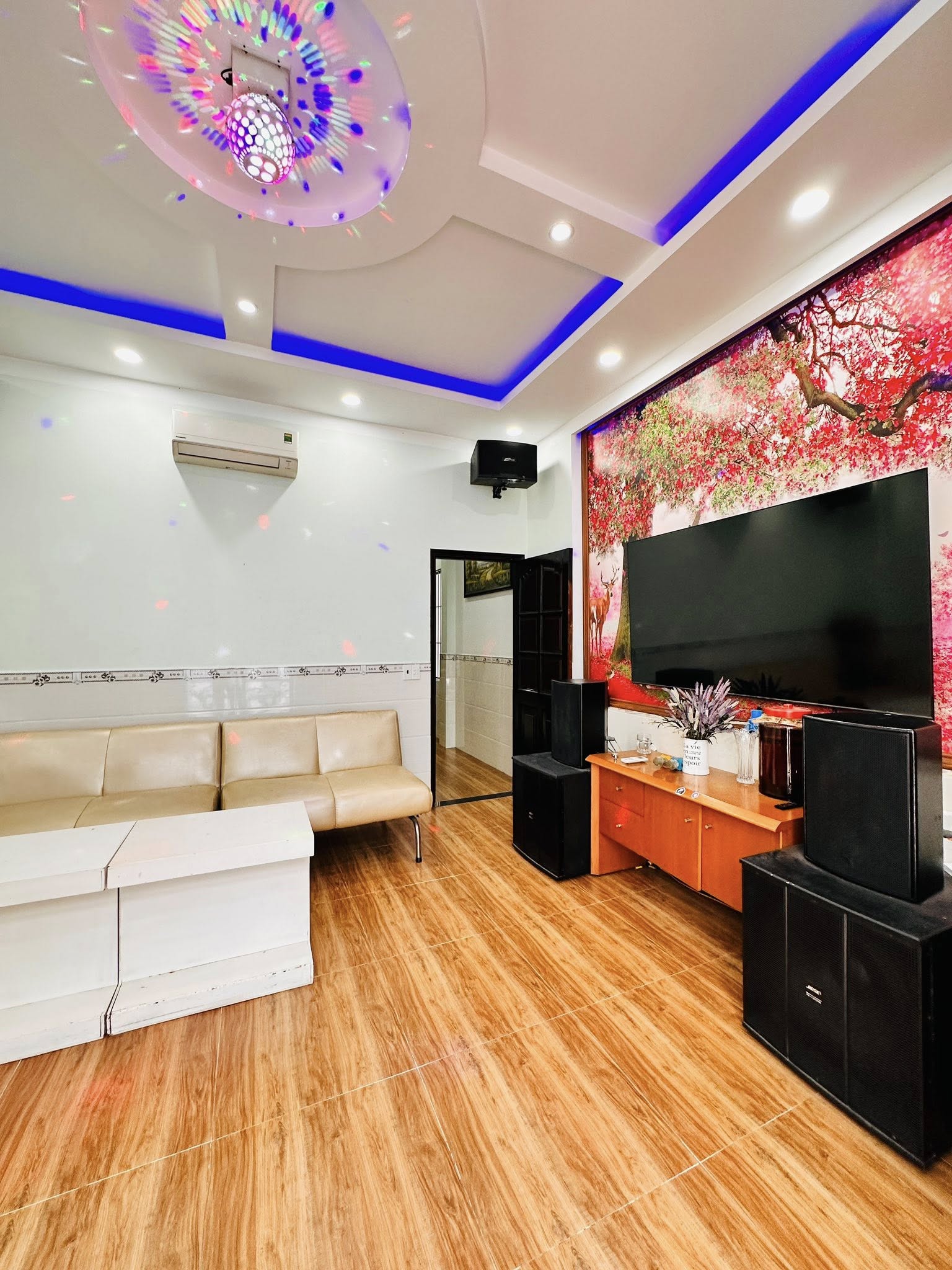 Đi nước ngoài bán gấp nhà Phạm Thế Hiển, Phường 8, Quận 8, diện tích 56m2, giá 3,5 tỷ