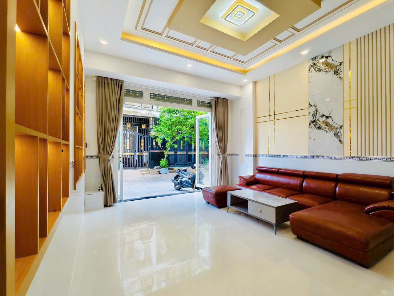 Cần bán gấp nhà Lãnh Binh Thăng, phường 8, quận 11, diện tích 60m2, giá 2,9 tỷ