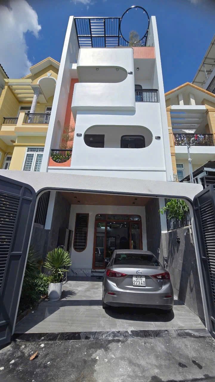 Bán nhà riêng tại Nguyễn Thị Minh Khai, 56m2, quận 3, giá bán 4,5 tỷ