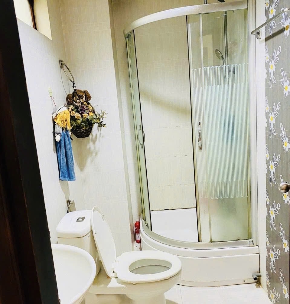 Bán nhà sát Quang Trung 60m2 đang cho thuê 12 triệu giải quyết việc gia đình