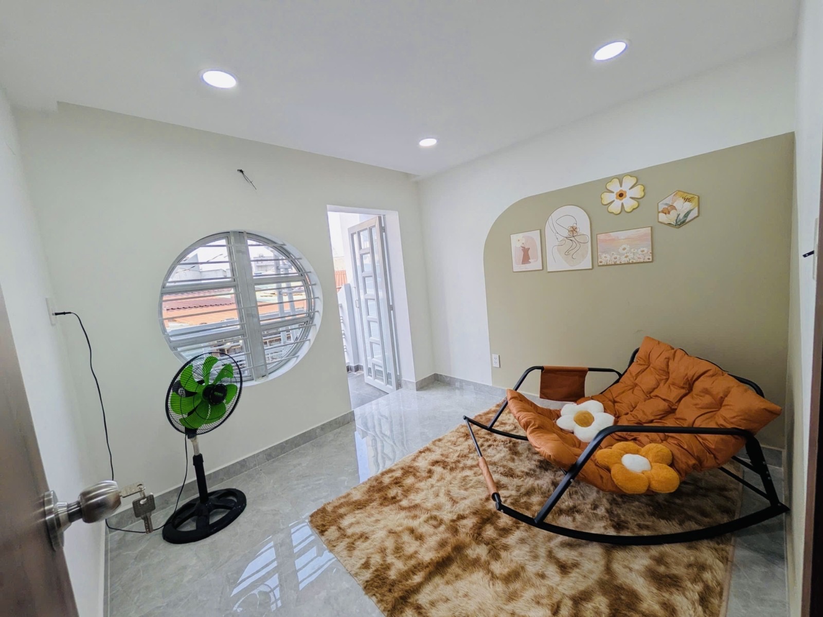 Bán nhà ngay đại học Văn Lang, Nguyễn Thái Sơn, Dương Quảng Hàm