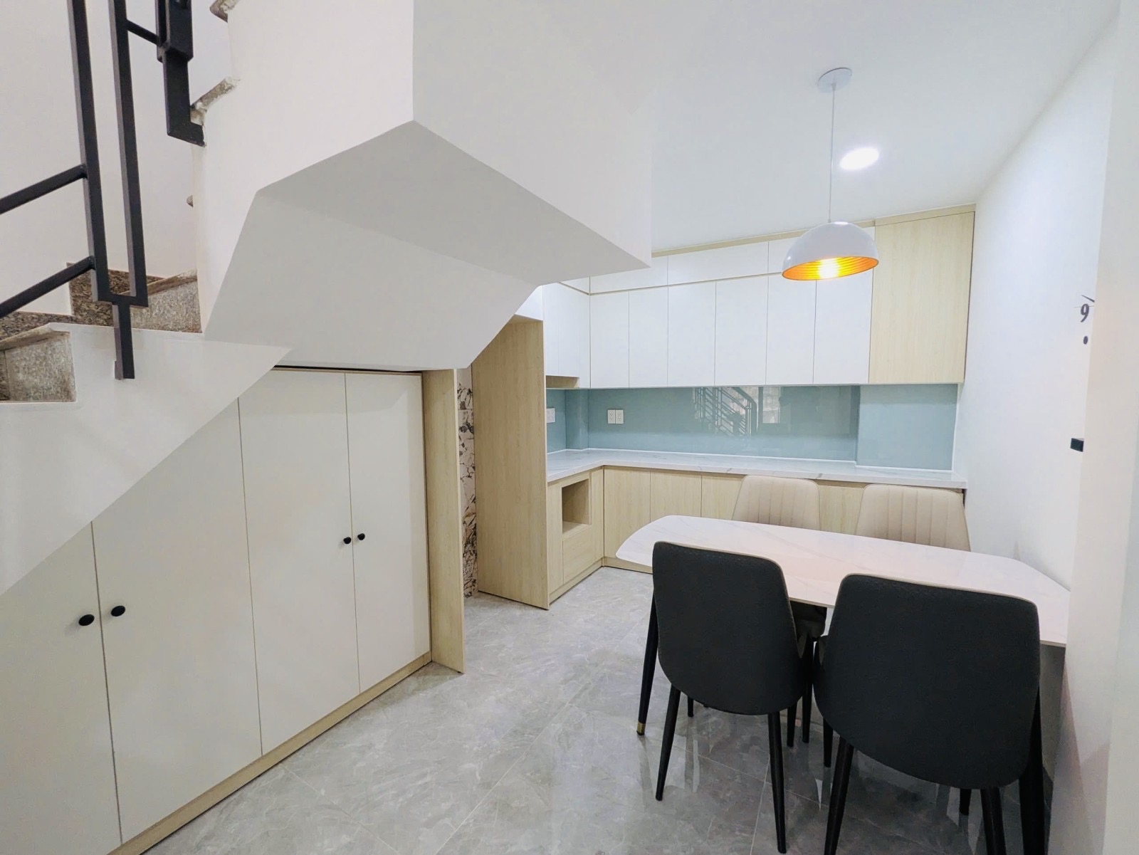 Bán nhà ngay đại học Văn Lang, Nguyễn Thái Sơn, Dương Quảng Hàm