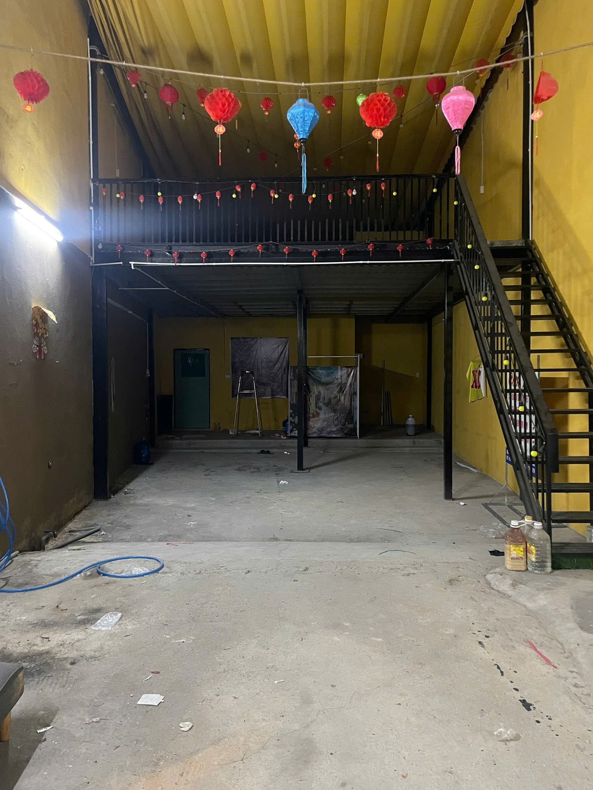 Bán nhà mặt tiền Man Thiện, diện tích 127m2, chỉ 13.5tỷ full thổ cư nở hậu đẹp, cho thuê tốt