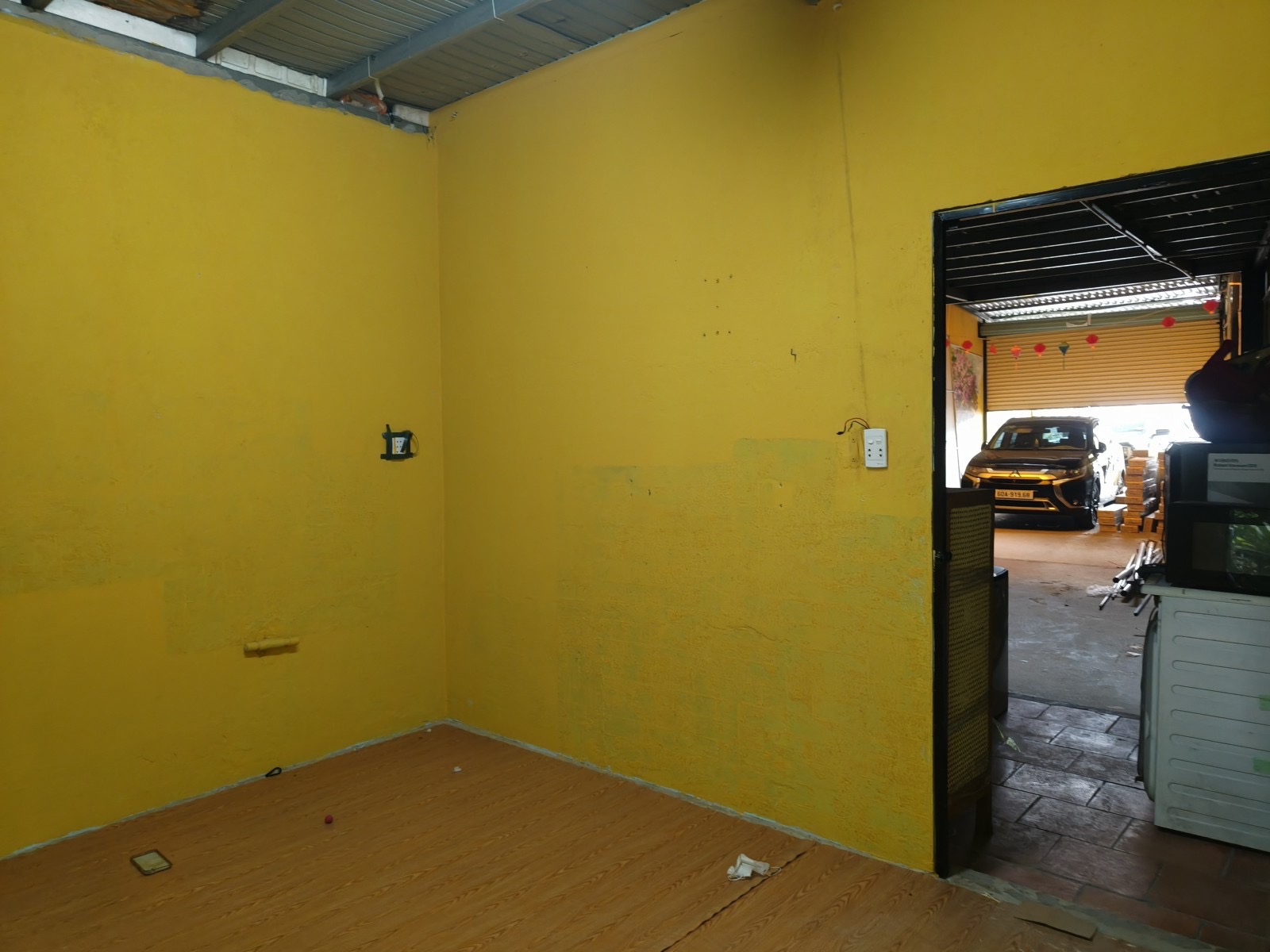 Bán nhà mặt tiền Man Thiện, diện tích 127m2, chỉ 13.5tỷ full thổ cư nở hậu đẹp, cho thuê tốt