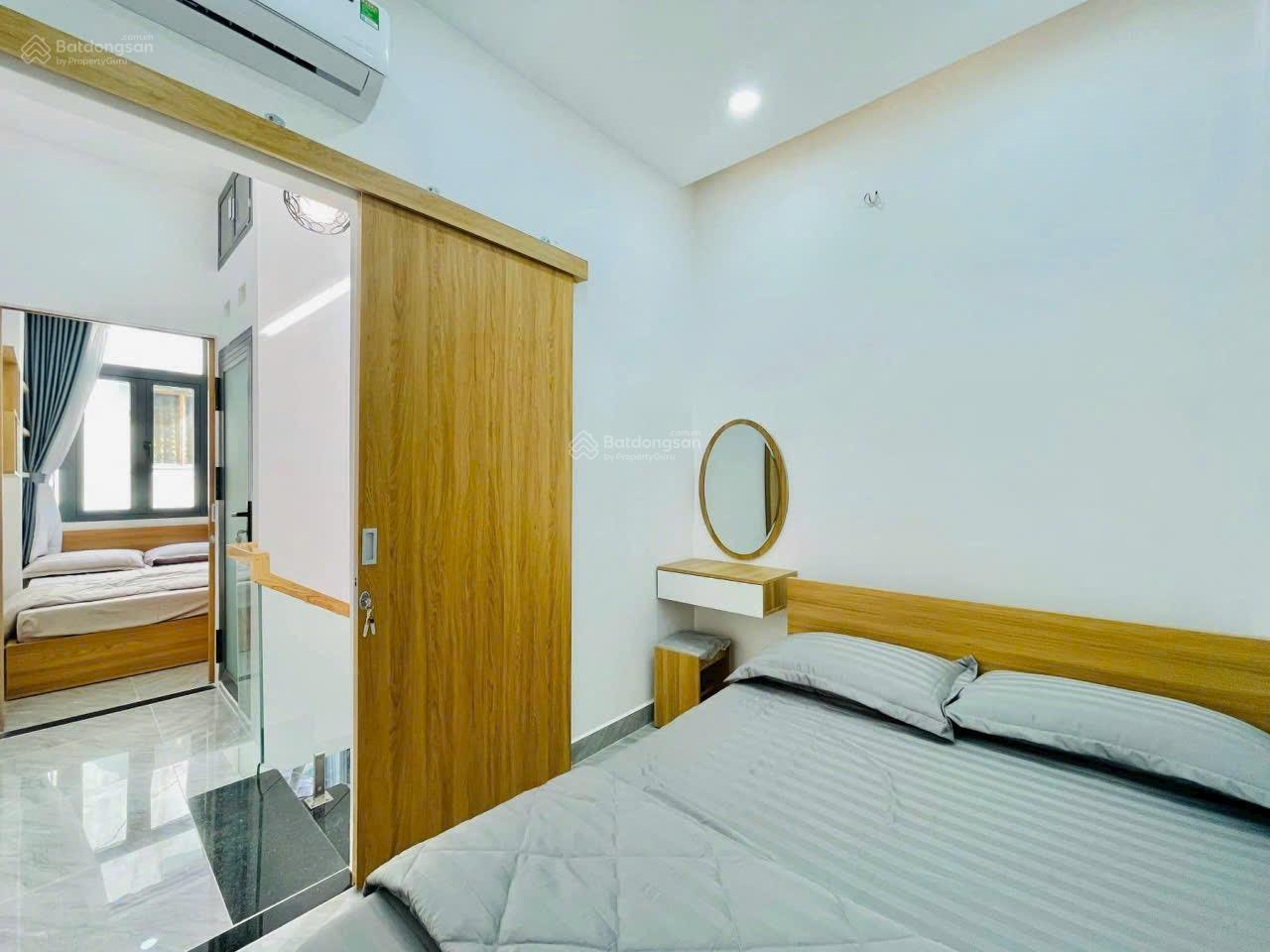 Cần bán gấp nhà giá rẻ Phan Đình Phùng