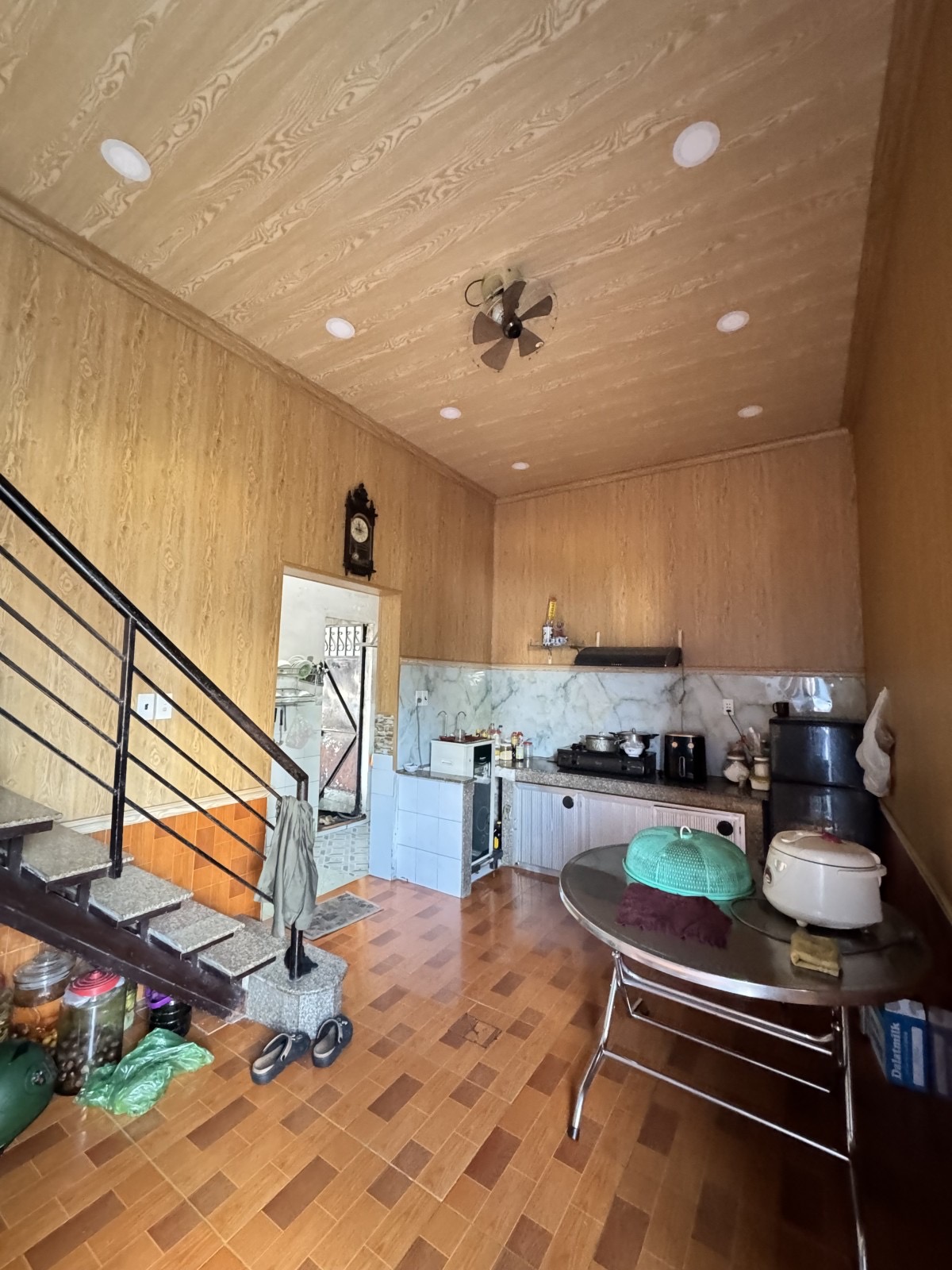 Bán nhà hẻm xe hơi 5m - Linh Tây, diện tích 360m2, chỉ 18 tỷ, nhà 2 lầu, 4 phòng ngủ, gần Kha Vạn Cân