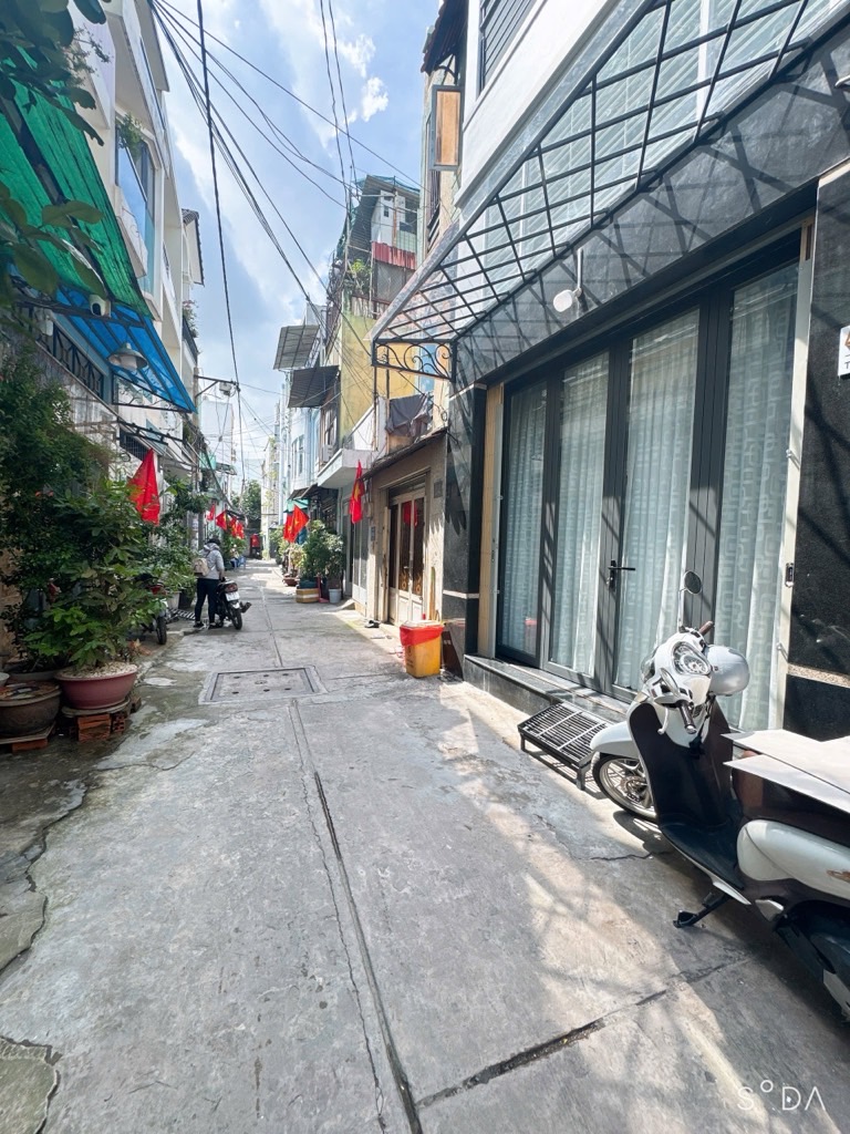Hẻm Trần Văn Ơn, 40m2, 5 tầng, 4 ngủ, không lộ giới, nhà mới ở ngay, chỉ 6,1 tỷ