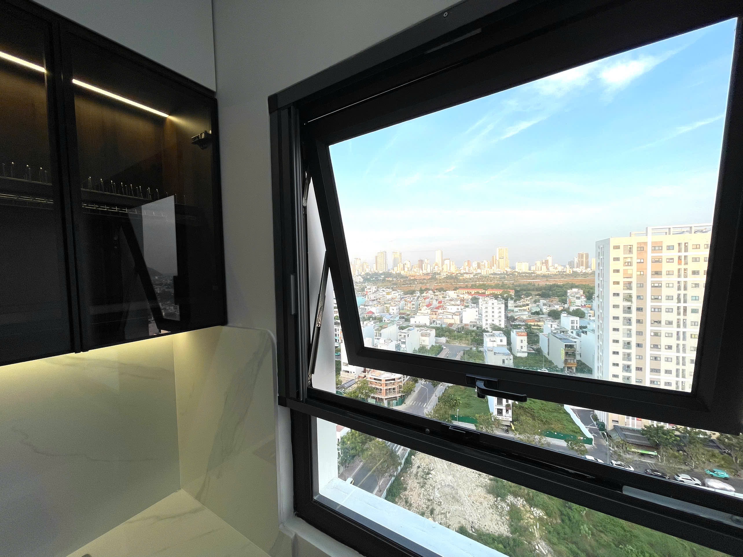 Cần bán căn góc thương mại chung cư SSH08 Nha Trang view biển