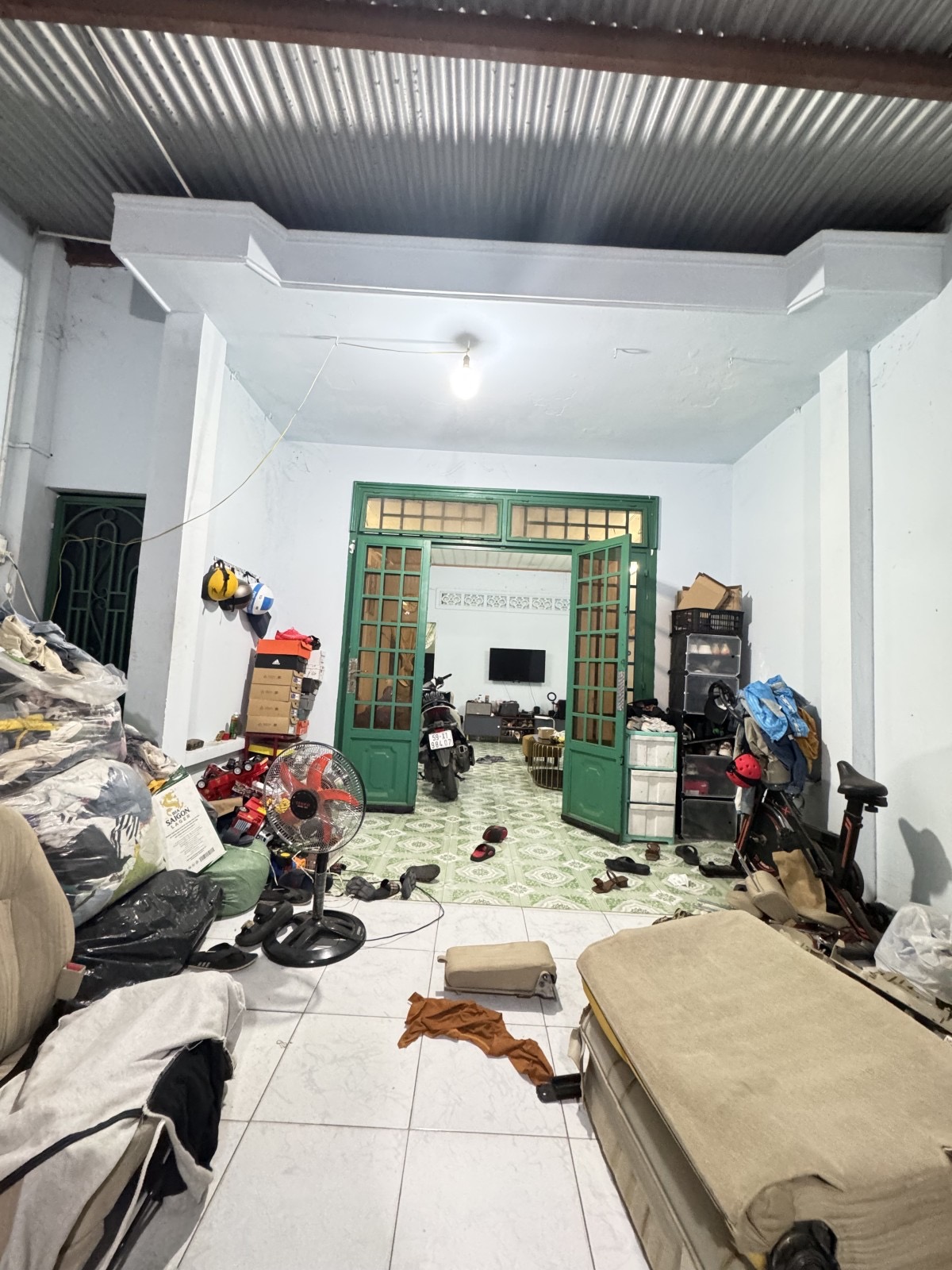 Nhà sát mặt tiền 160, nhà cấp 4 diện tích 91m2, giá 6,5 tỷ, ngang 5m vị trí đẹp