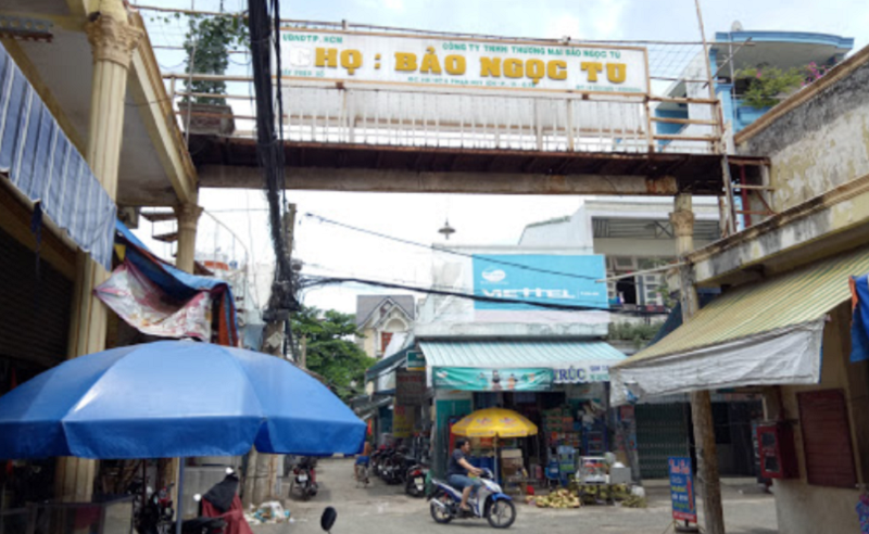 Bán nhà thông ngay chợ, kinh doanh, Phan Huy Ích, phường 15, Tân Bình, 62m2, 2 tầng, giá rẻ