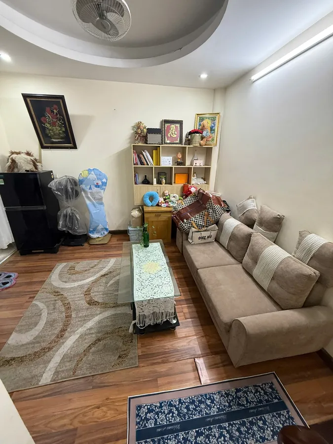 Bán nhà phố Văn Cao – Ba Đình, 57m2, 5 tầng, 15.95 tỷ