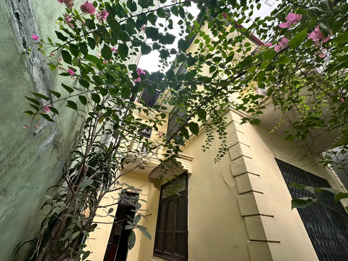 Bán nhà phố Đội Cấn – Ba Đình, 150m2, 3 tầng, 32 tỷ