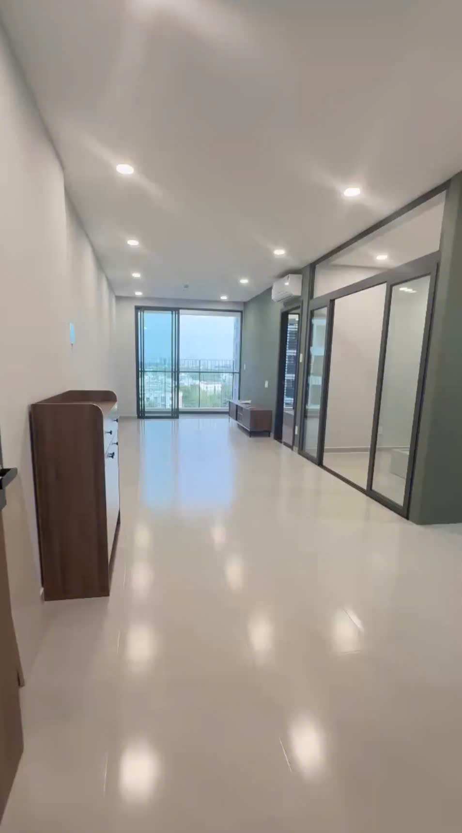 Cần bán căn hộ có sổ hồng 65m2, sổ hồng riêng - hỗ trợ vay - vào ở ngay