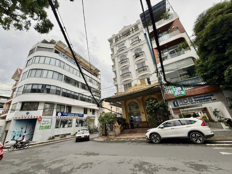 Giảm 12 tỷ còn 47 tỷ khách sạn 8 lầu, hầm Nguyễn Thái Bình ngang 8m, diện tích 184m2 gần Vincon Tân Bình