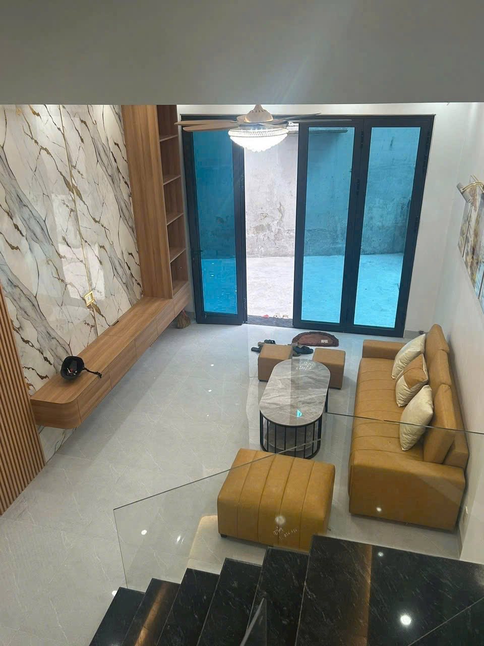 Bán căn nhà 4 tầng ngõ đường Nguyễn Văn Linh, Thanh Bình, 50m2, ngang 4m, 3 ngủ