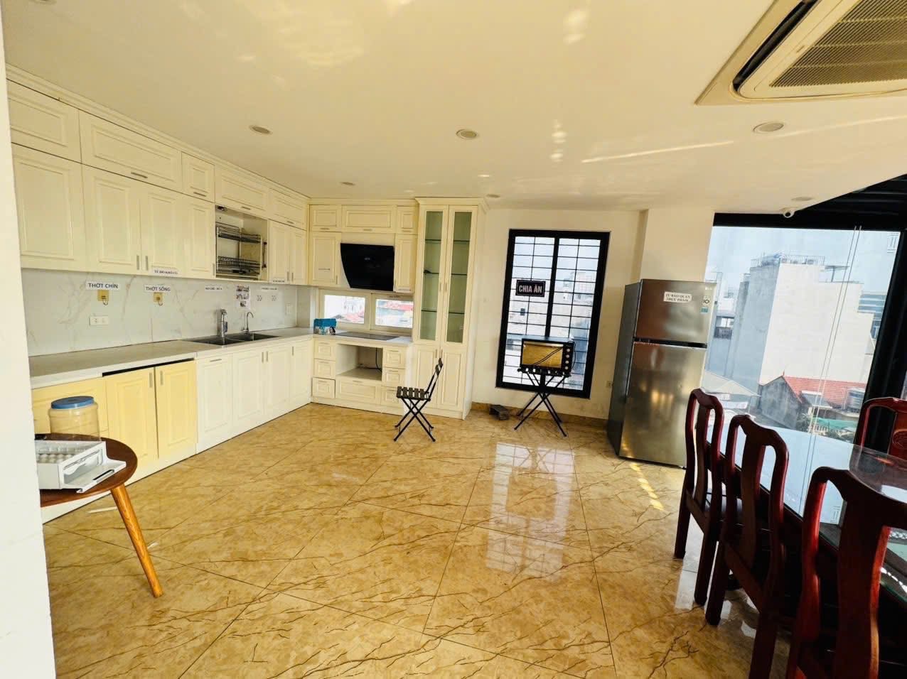 Siêu phẩm Giang Văn Minh 8 tầng có hầm, full công năng, ô tô tránh vỉa hè lõi thủ đô 103m2, chỉ 61 tỷ