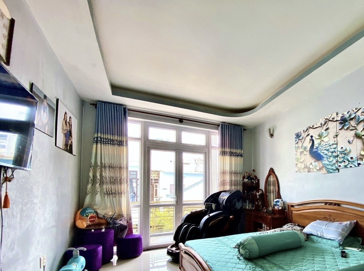 Nhà hẻm xe hơi đường 494 - diện tích 130m2, chỉ 7.5 tỷ, nhà 2 lầu siêu đẹp, ngang 6.5m, 3 phòng ngủ