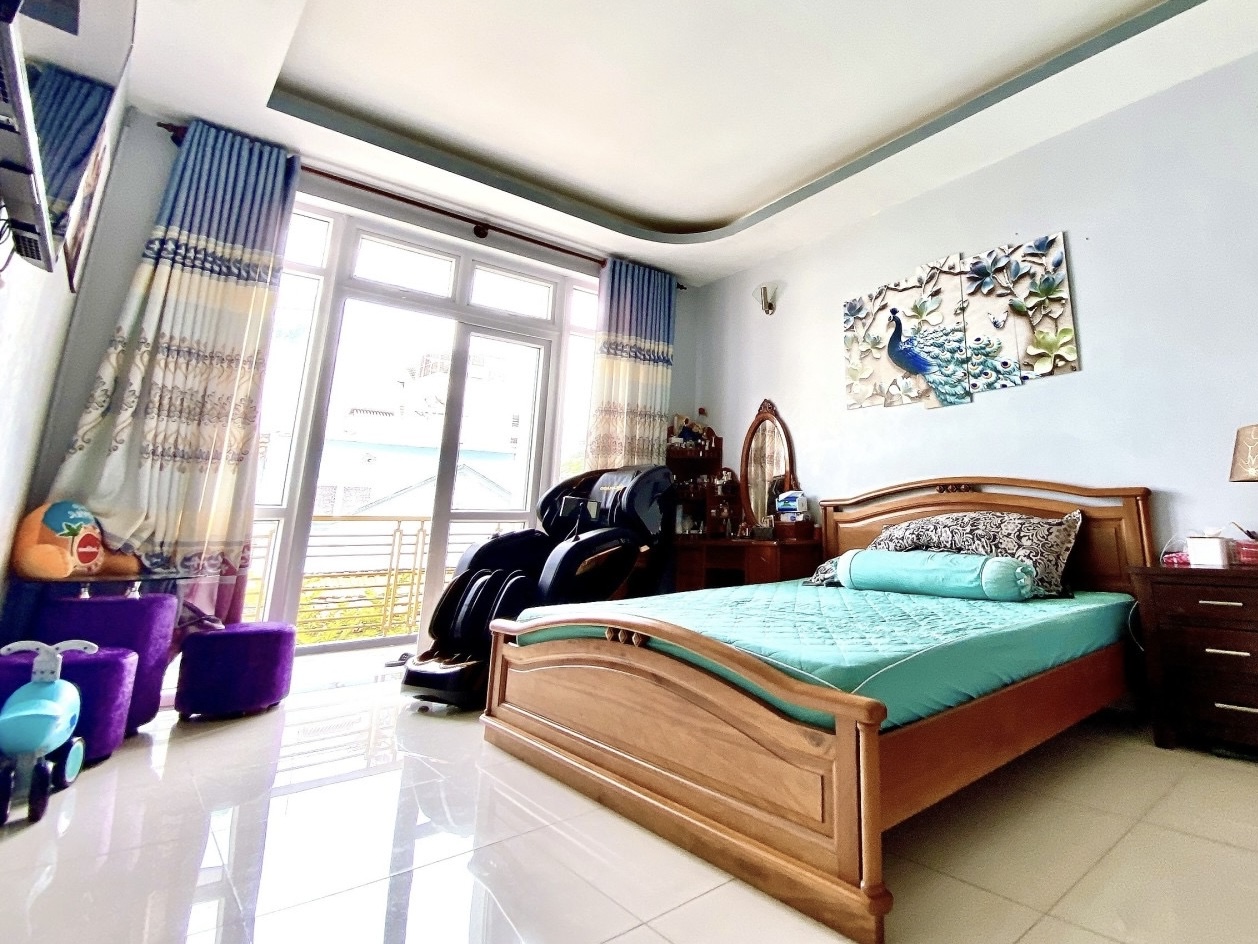 Nhà hẻm xe hơi đường 494 - diện tích 130m2, chỉ 7.5 tỷ, nhà 2 lầu siêu đẹp, ngang 6.5m, 3 phòng ngủ