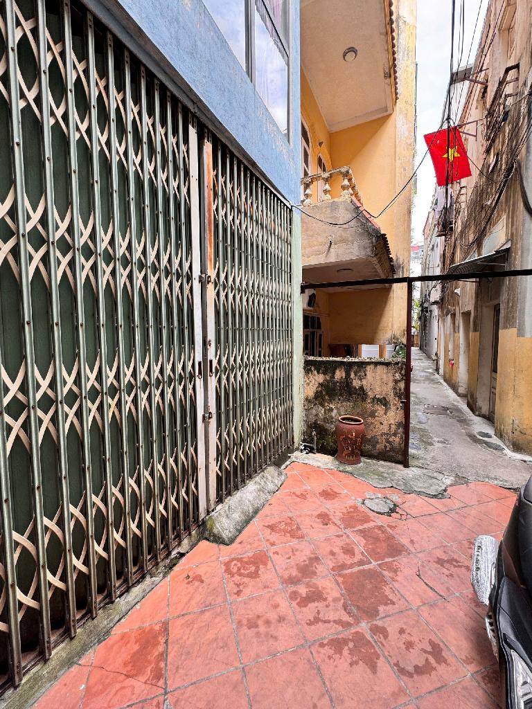 Tây Hồ, nhà dân xây, ngõ nông ở luôn, cách ô tô 50m, ngõ nông, khu dân trí cao, an sinh đỉnh