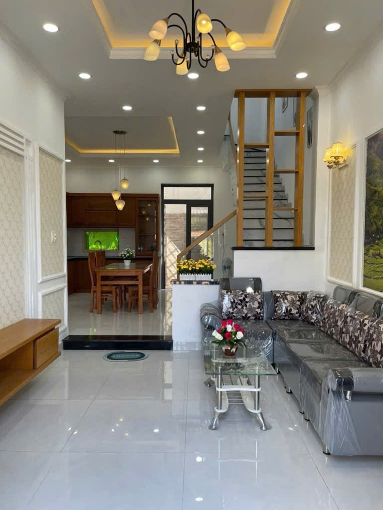 Bán nhà mặt tiền đường Hà Duy Phiên Gần Cầu Phú Cường ngang 8m ngang, chỉ 5.1 tỷ dọn vào ở ngay