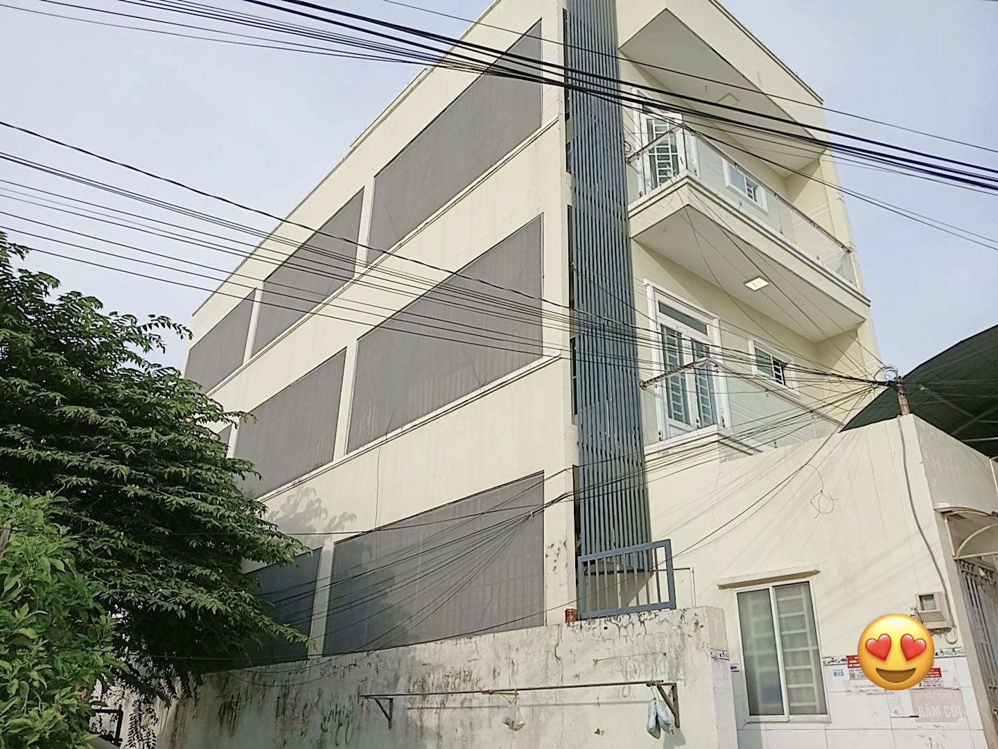 Căn hộ dịch vụ diện tích 337m2, chỉ 16.5 tỷ, 3 tầng - 23 phòng, phường Long Thạnh Mỹ, Thủ Đức