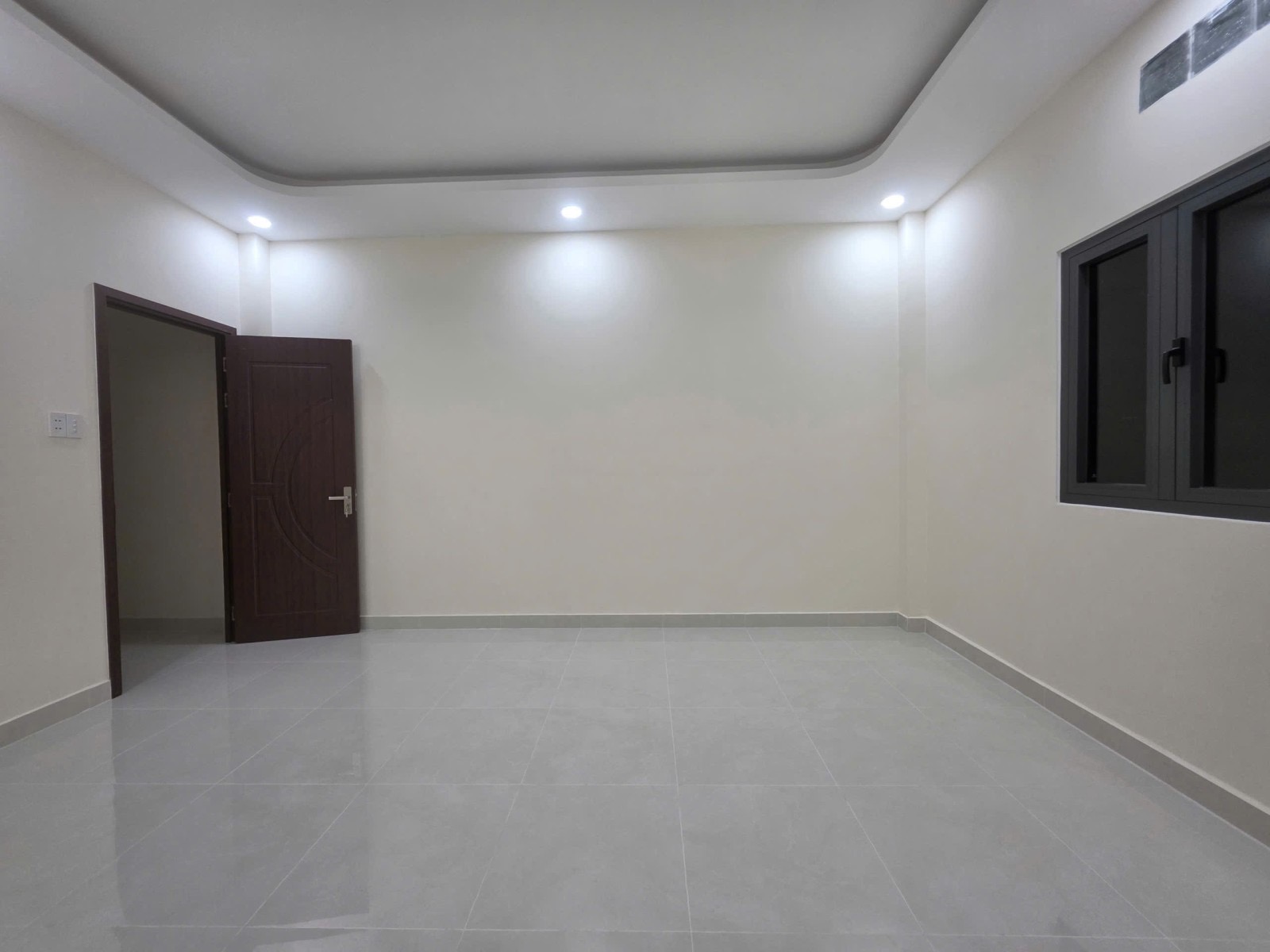 Mặt tiền Kha Vạn Cân, diện tích 120m2, giá 10,7 tỷ nhà 2 lầu 3 phòng ngủ