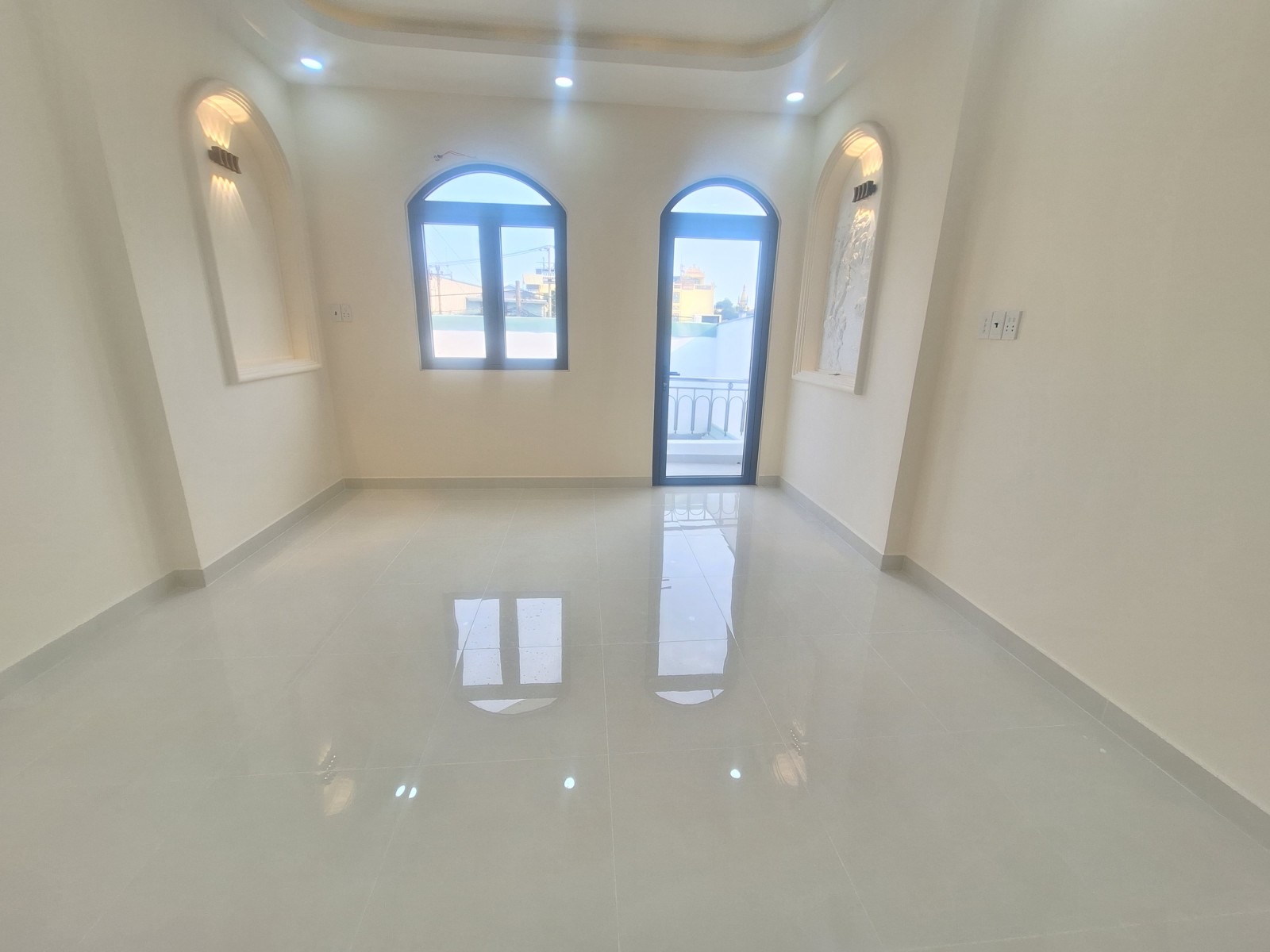 Mặt tiền Kha Vạn Cân, diện tích 120m2, giá 10,7 tỷ nhà 2 lầu 3 phòng ngủ