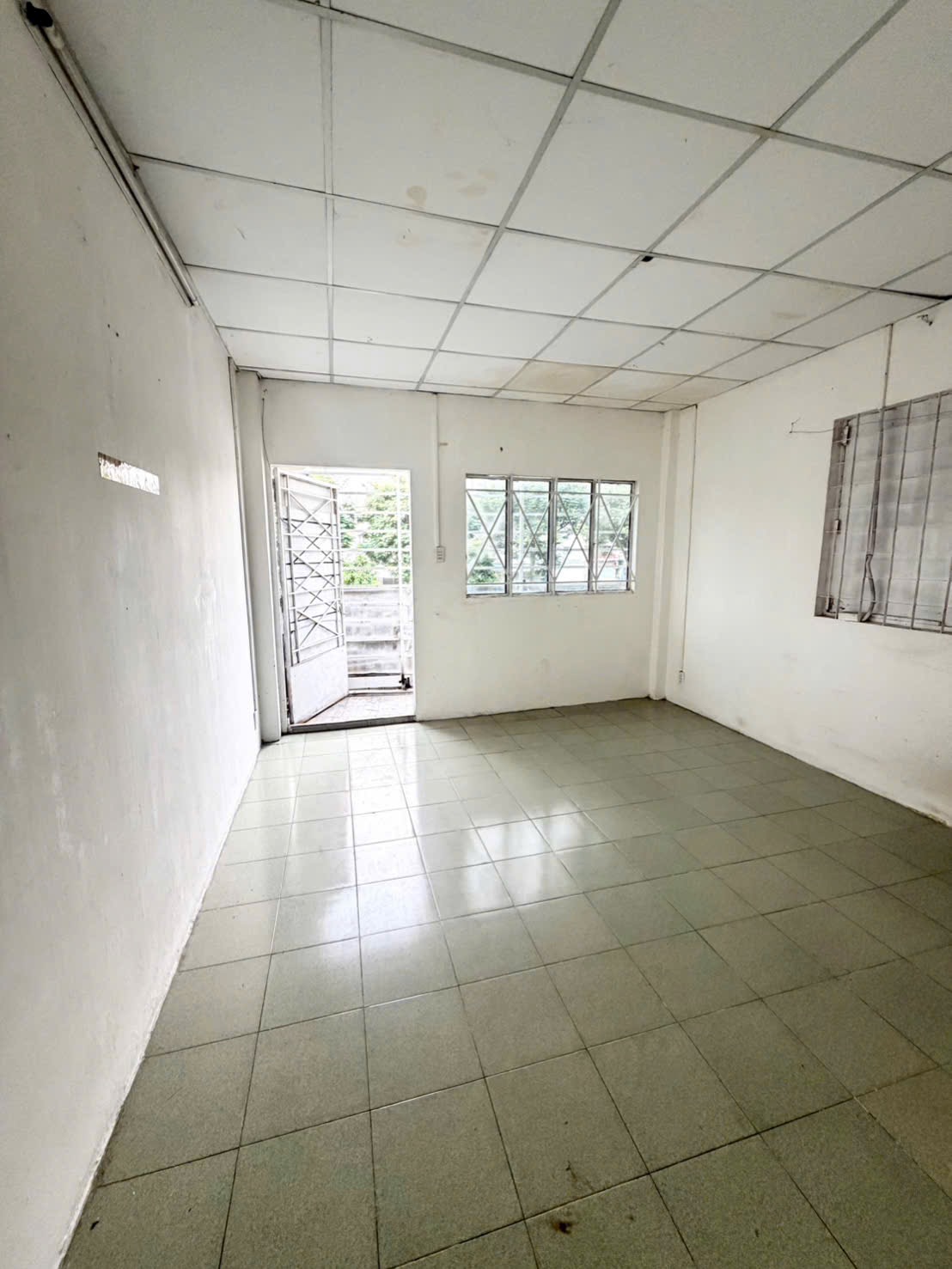 Mặt tiền kinh doanh Phạm Văn Đồng - ngang 5x8m giá 7.45 tỷ còn thương lượng