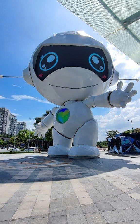 Bán nhà 3 tầng Phan Huy Ích ngang 4m x 28m nở hậu tài lộc sát Emart