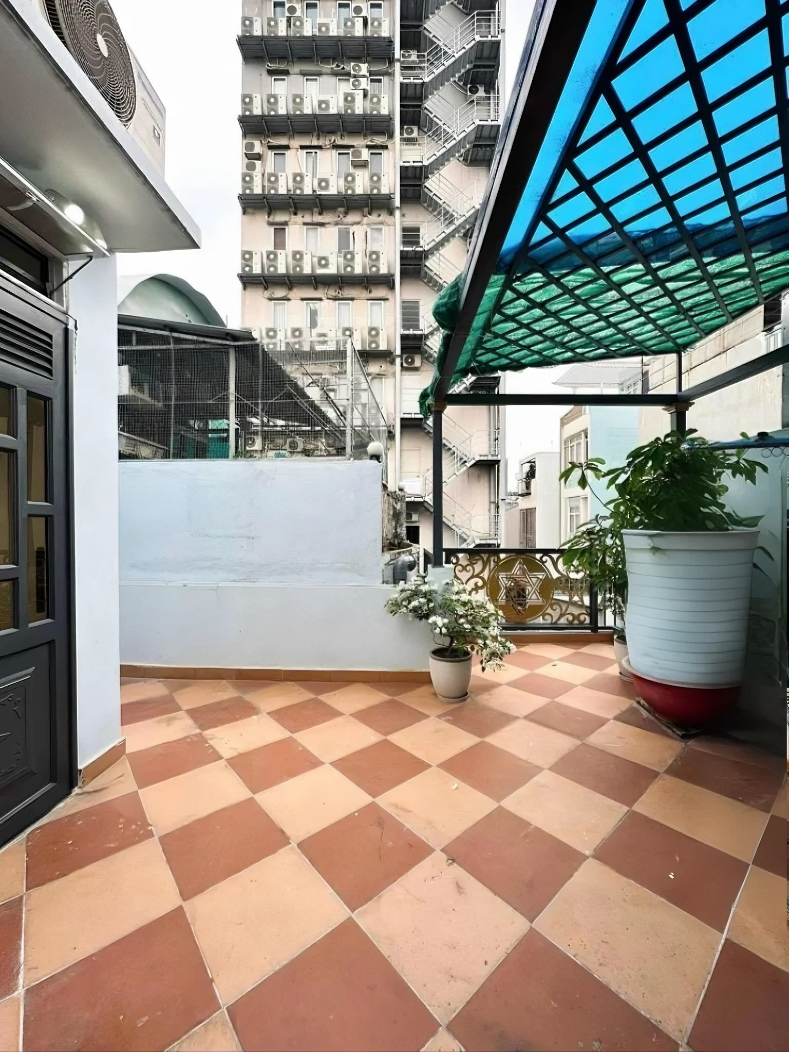 Victor Trần – Chuyên nhà phố trung tâm TP.HCM