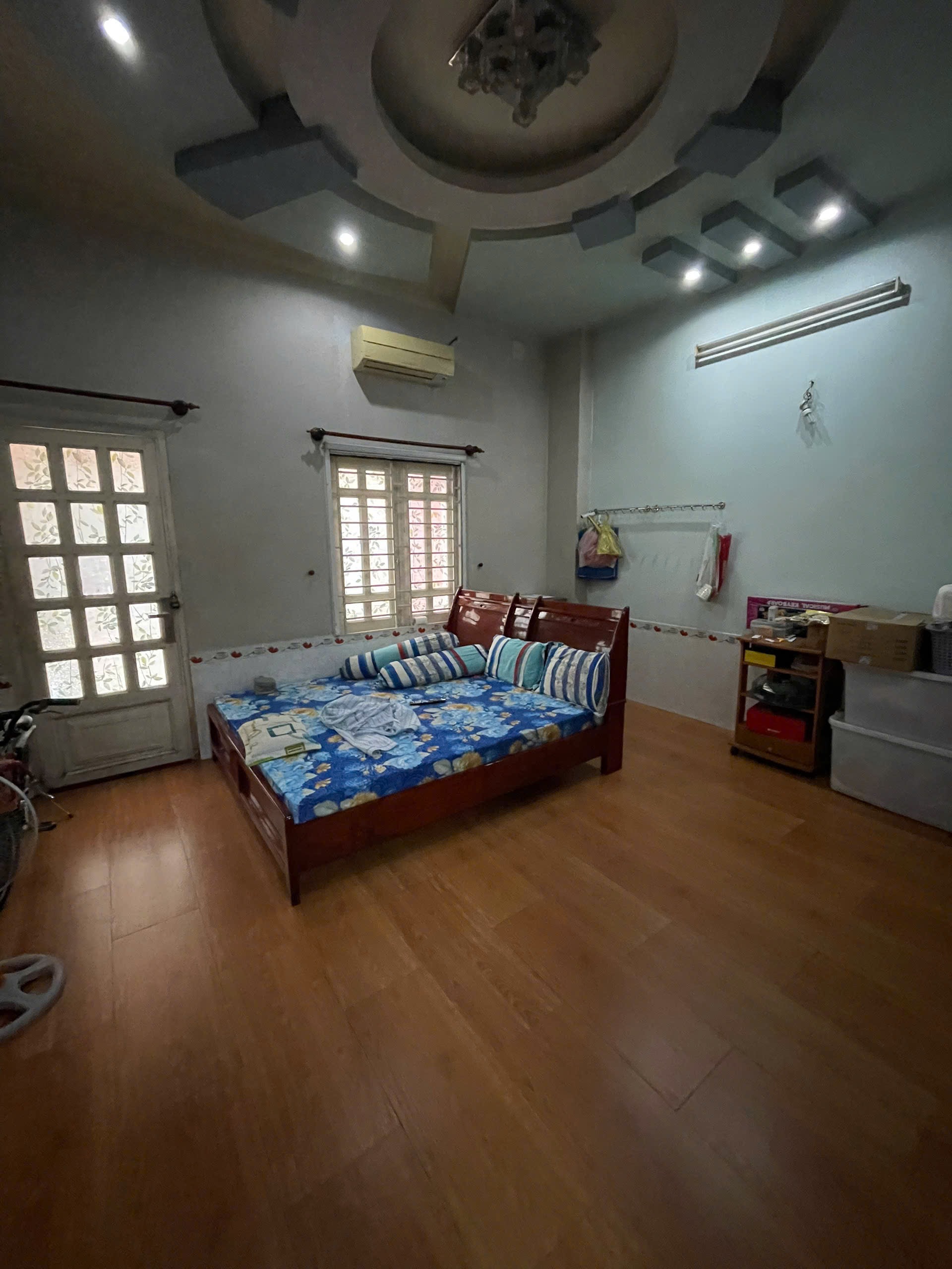 Bán nhà mặt tiền đường 17 Linh Trung, diện tích 168m2, giá 12,6 tỷ ngang 6m