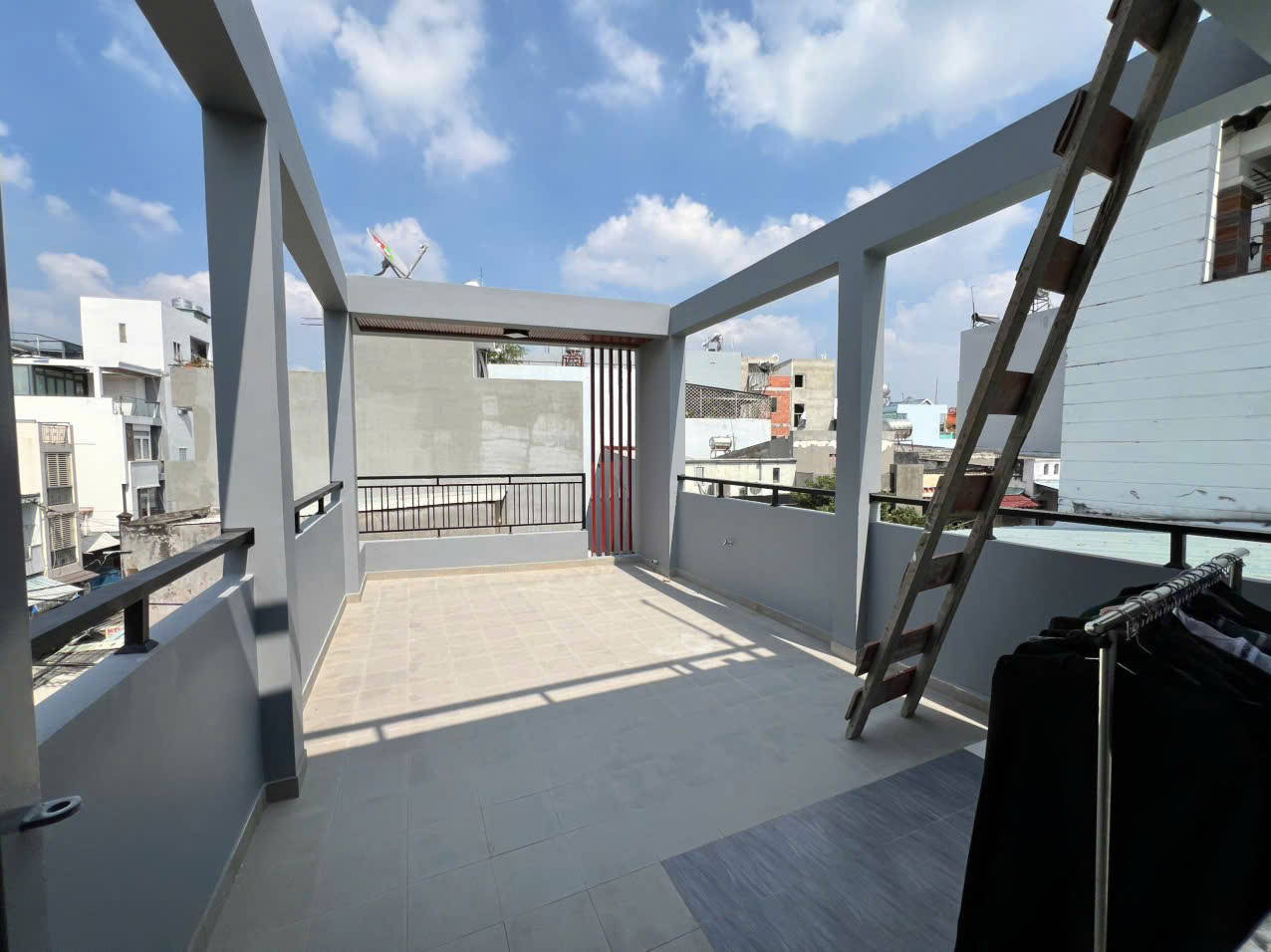 Gia đình cần bán gấp nhà phố vị trí đẹp ngay khu vực đường Tô Hiệu, Phường Hiệp Tân, Quận Tân Phú