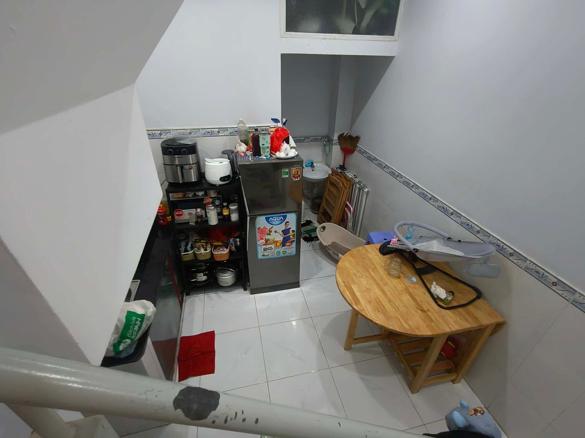 Nhà hẻm xe hơi 5m Phước Long B, nhà 3 phòng ngủ diện tích 28m2, giá 2,85 tỷ vị trí đẹp, gần nhiều tiện ích, ở ngay