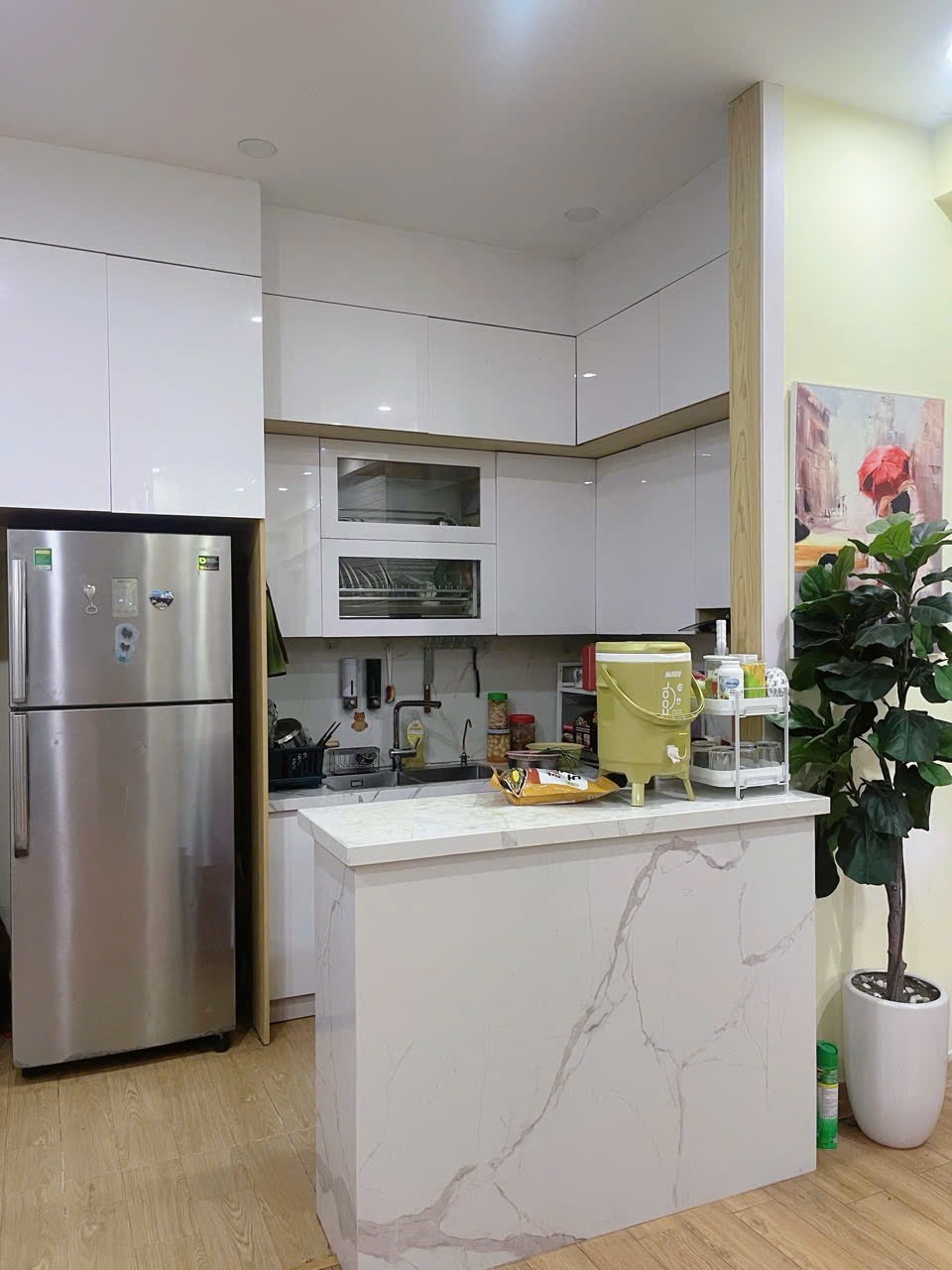 Bán gấp căn hộ CT2 KĐT Văn Khê, 96m2, 3 ngủ, giá hơn 6 tỷ