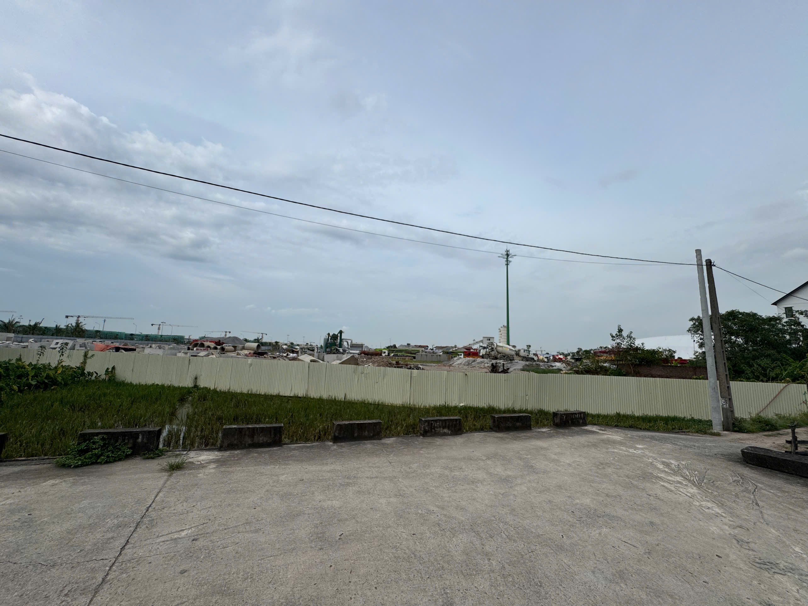 Bán đất đấu giá Xuân Trạch, vài bước lên cầu Tứ Liên