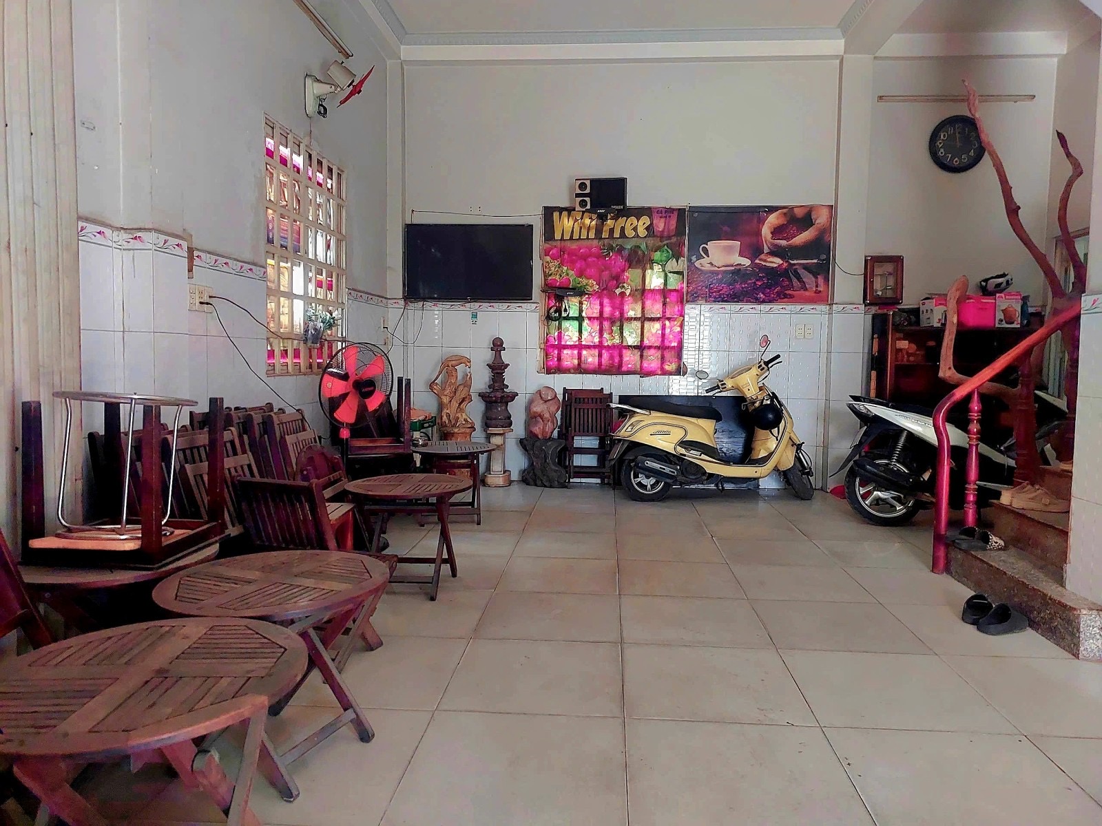 Mặt tiền kinh doanh Tây Hoà - Phước Long A - còn 10 tỷ - sẵn căn nhà 3 lầu + quán cafe - ngang 8,3m