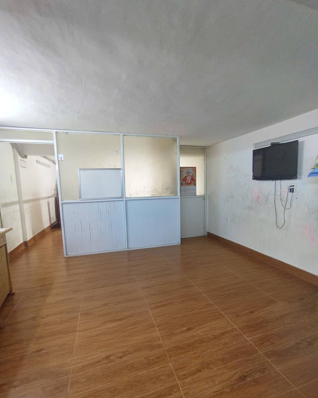 Quận 5 - Chung cư Nguyễn Trãi tầng trệt, sổ hồng riêng, giá 2,7 tỷ